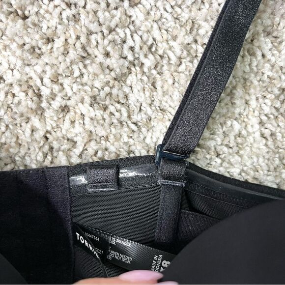 Torrid Bra Women’s 38DDD Curve Black Lace Bombshell Everyday Strapless Push-Up - Picture 7 of 7